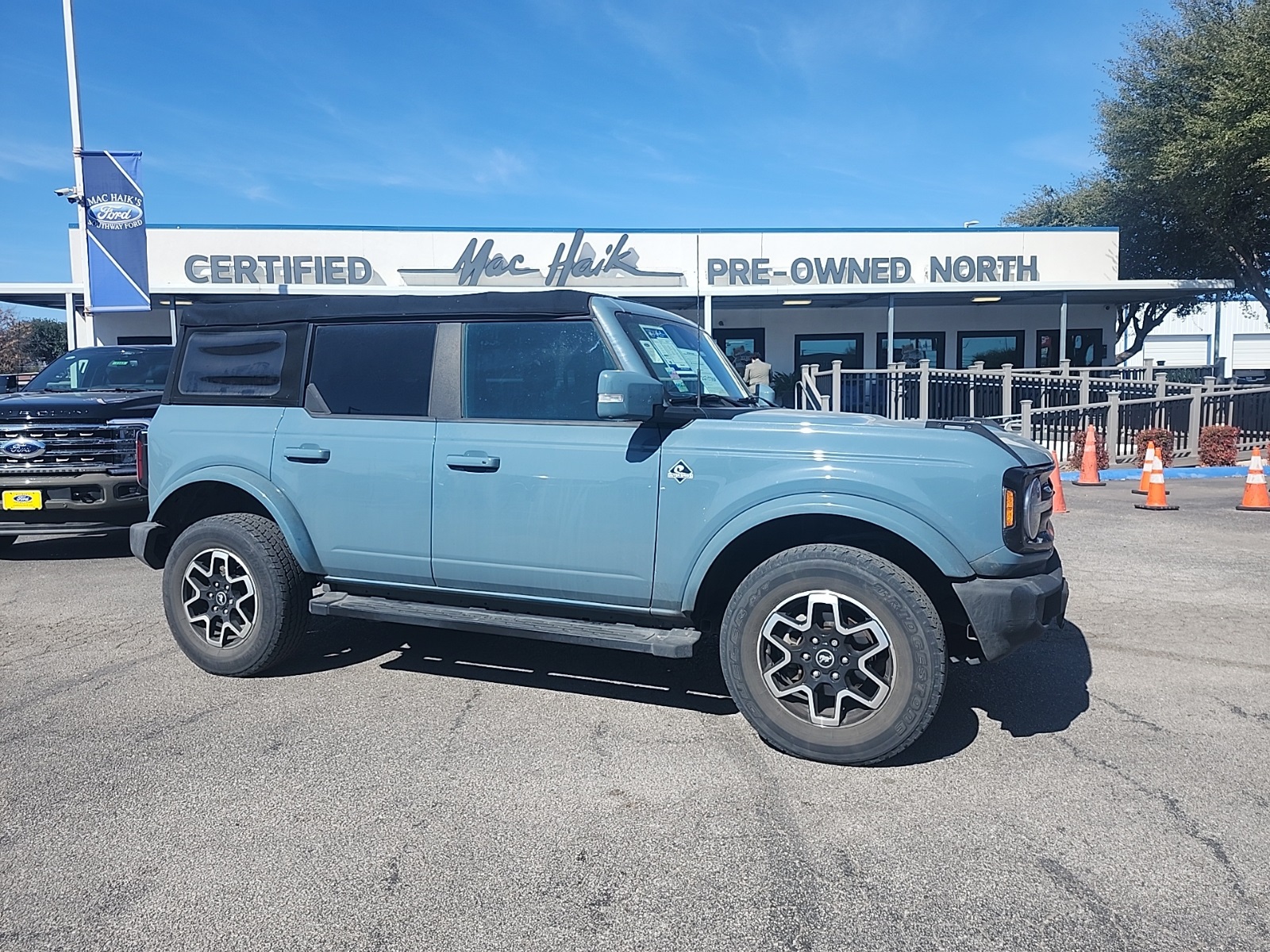 2021 Ford Bronco 4-Door Outer Banks
