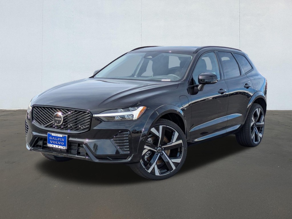 2026 Volvo XC60 Plug-In Hybrid T8 Ultra Dark