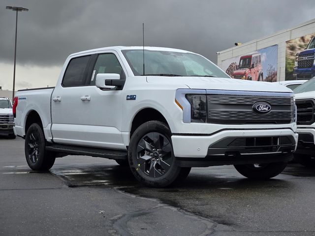 2025 Ford F-150 Lightning LARIAT