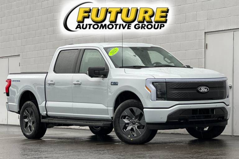 2025 Ford F-150 Lightning Flash