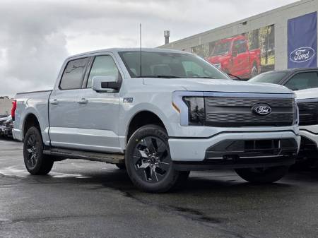 2025 Ford F-150 Lightning LARIAT