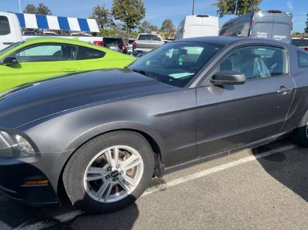 2014 Ford Mustang V6