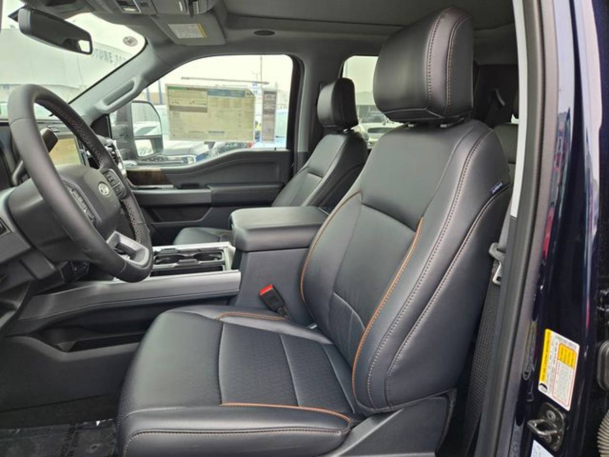 2025 Ford F-350 Super Duty Lariat - Photo 6