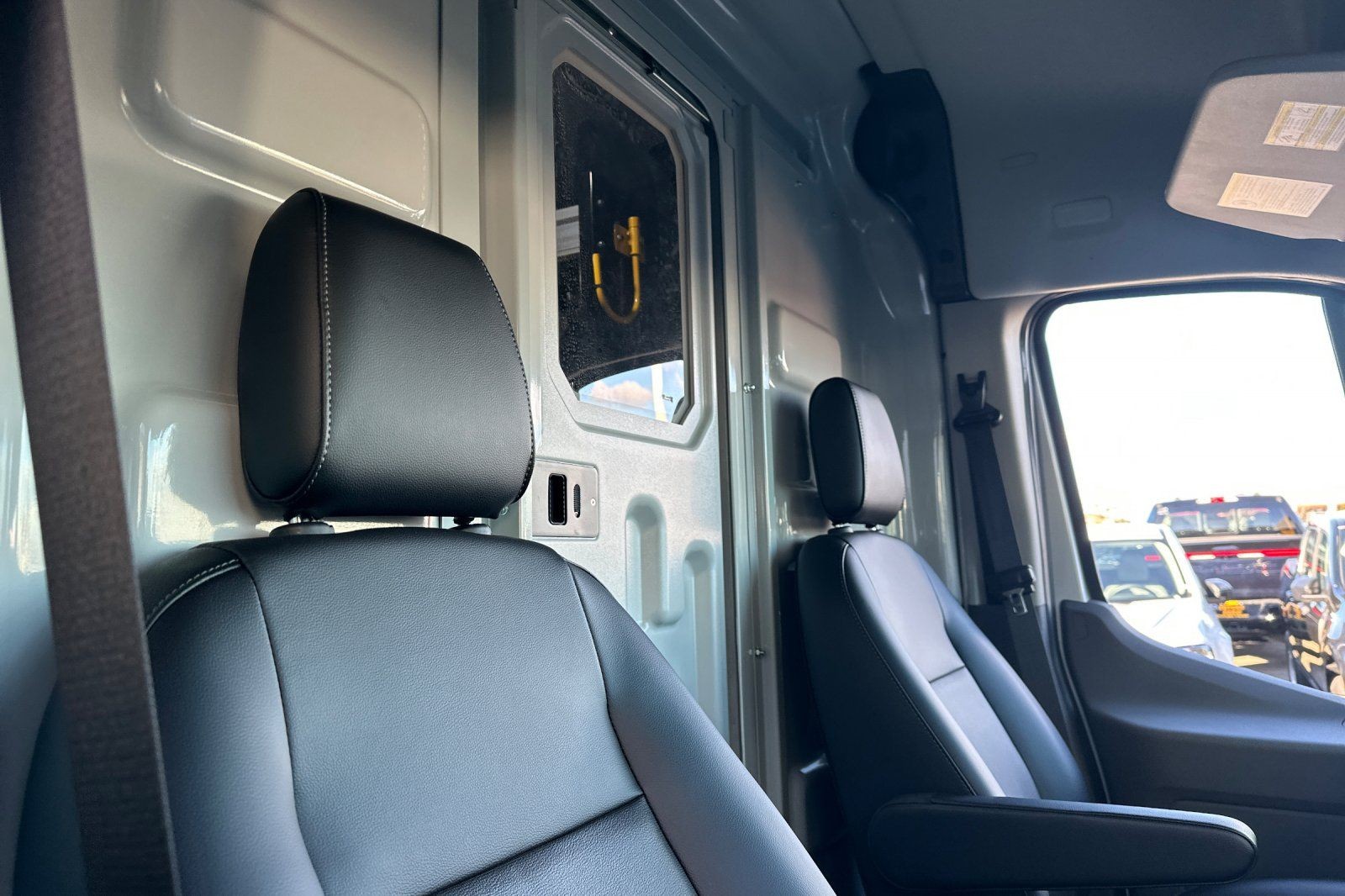 2025 Ford Transit Van Base - Photo 15