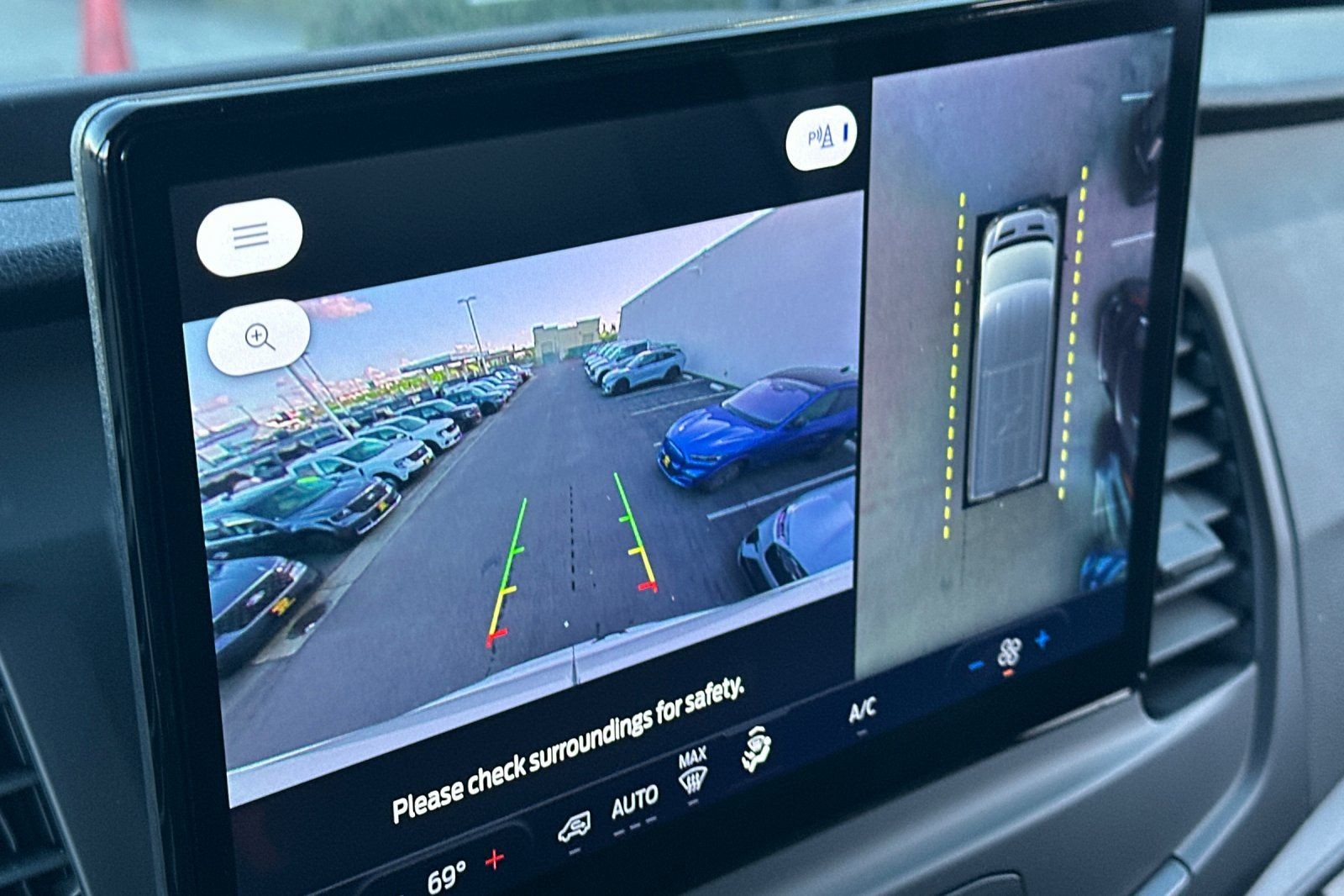 2025 Ford Transit Van Base - Photo 17