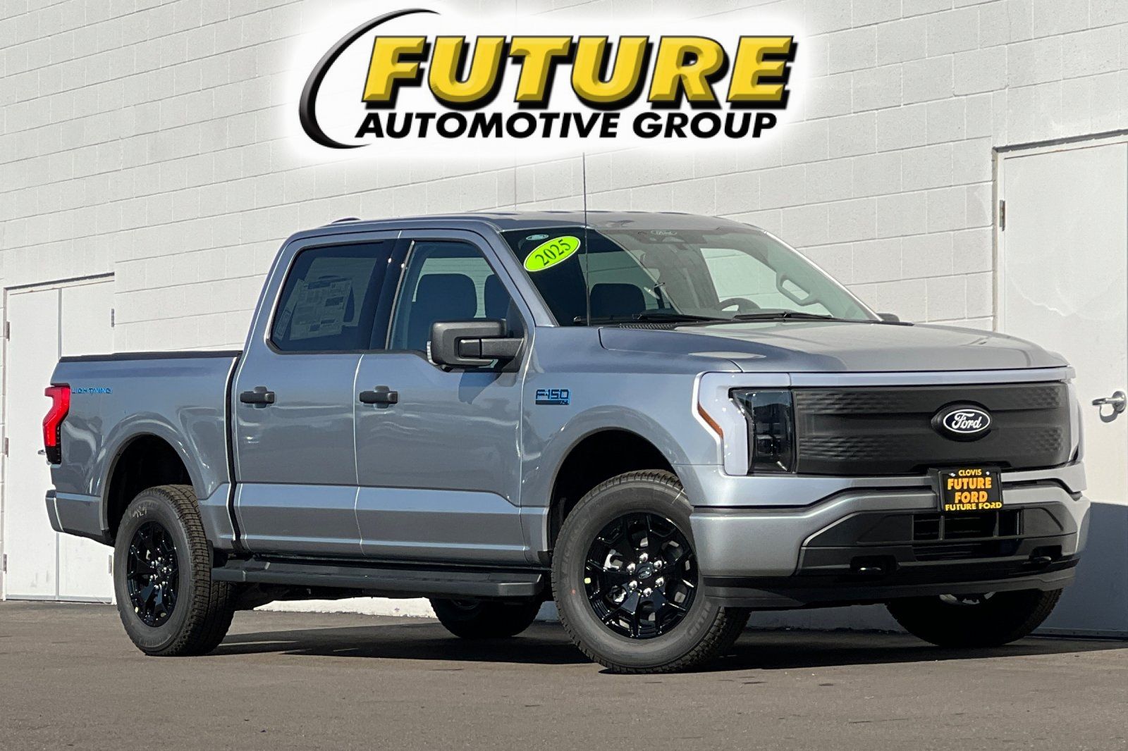 2025 Ford F-150 Lightning XLT