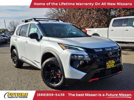 2026 Nissan Rogue Rock Creek