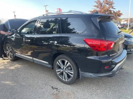 2020 Nissan Pathfinder Platinum