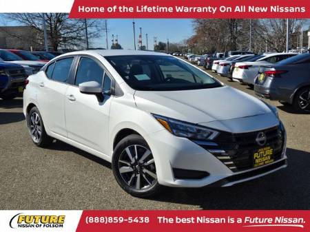 2025 Nissan Versa 1.6 SV