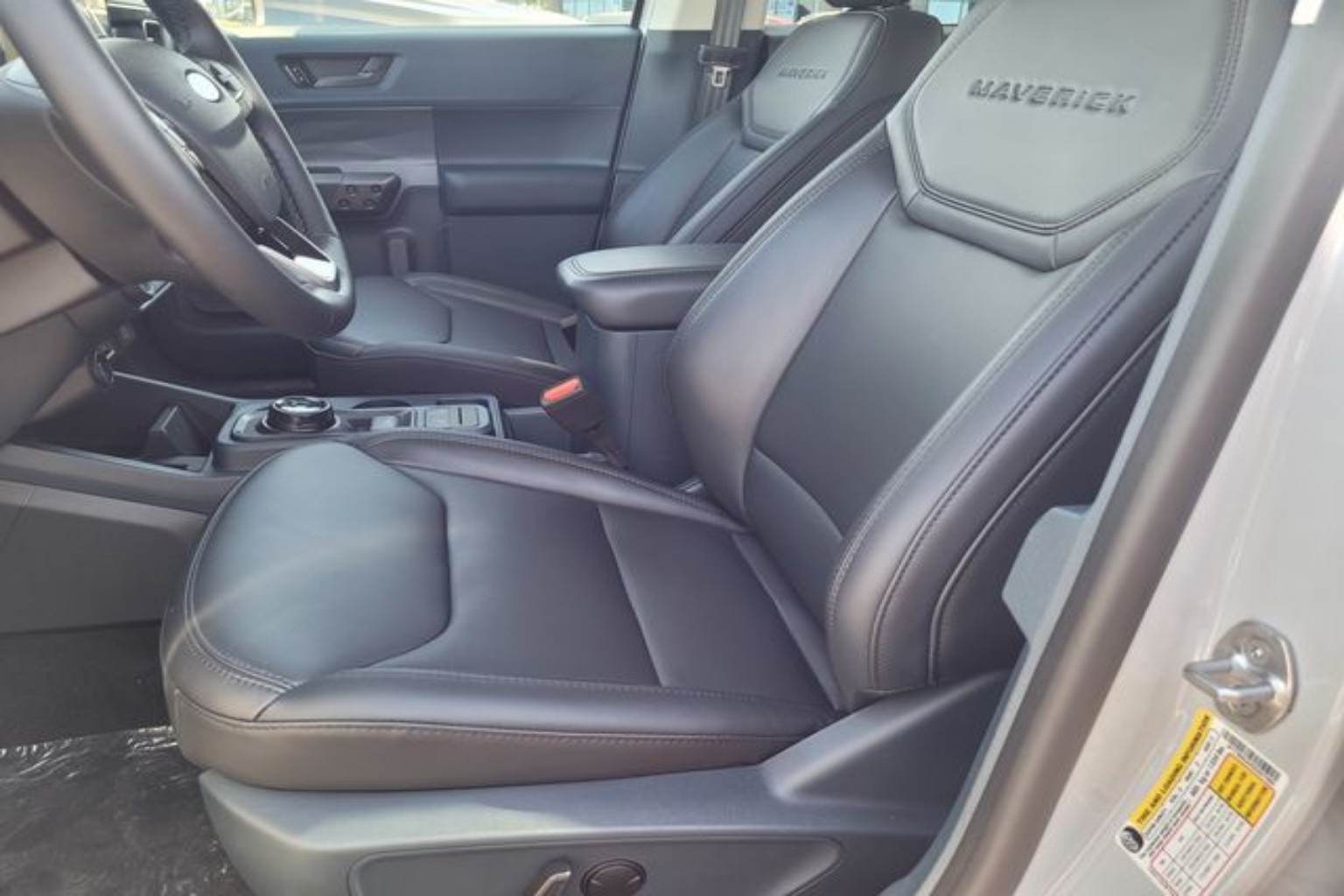 2025 Ford Maverick Lariat - Photo 8