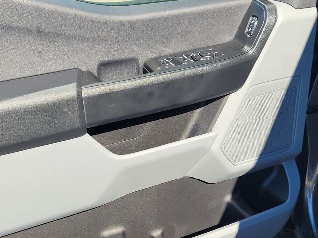 2026 Ford F-350 Super Duty XL - Photo 8