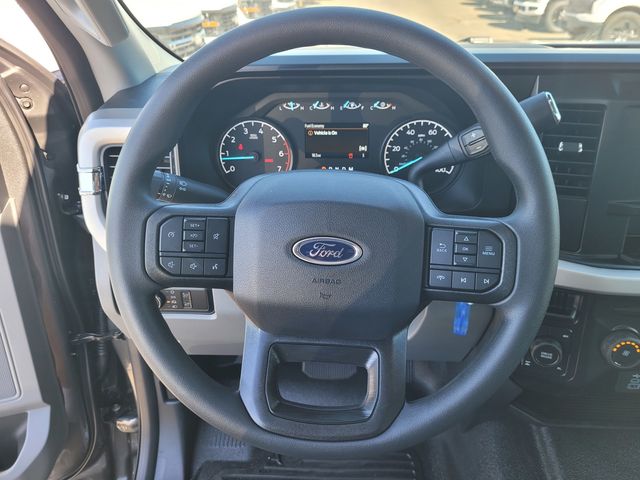 2026 Ford F-350 Super Duty XL - Photo 9
