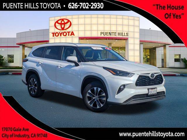 2025 Toyota Highlander XLE