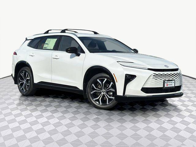 2026 Toyota Crown Signia XLE