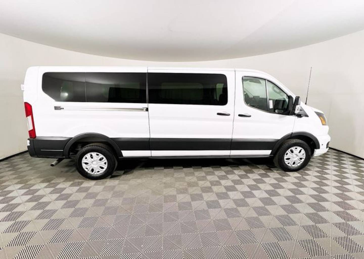 2025 Ford Transit Passenger Van XLT