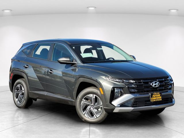 New 2026 Hyundai Tucson Hybrid Blue