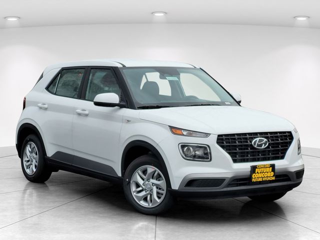 New 2026 Hyundai Venue SE
