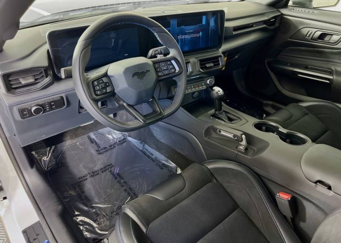 2025 Ford Mustang Dark Horse - Photo 6