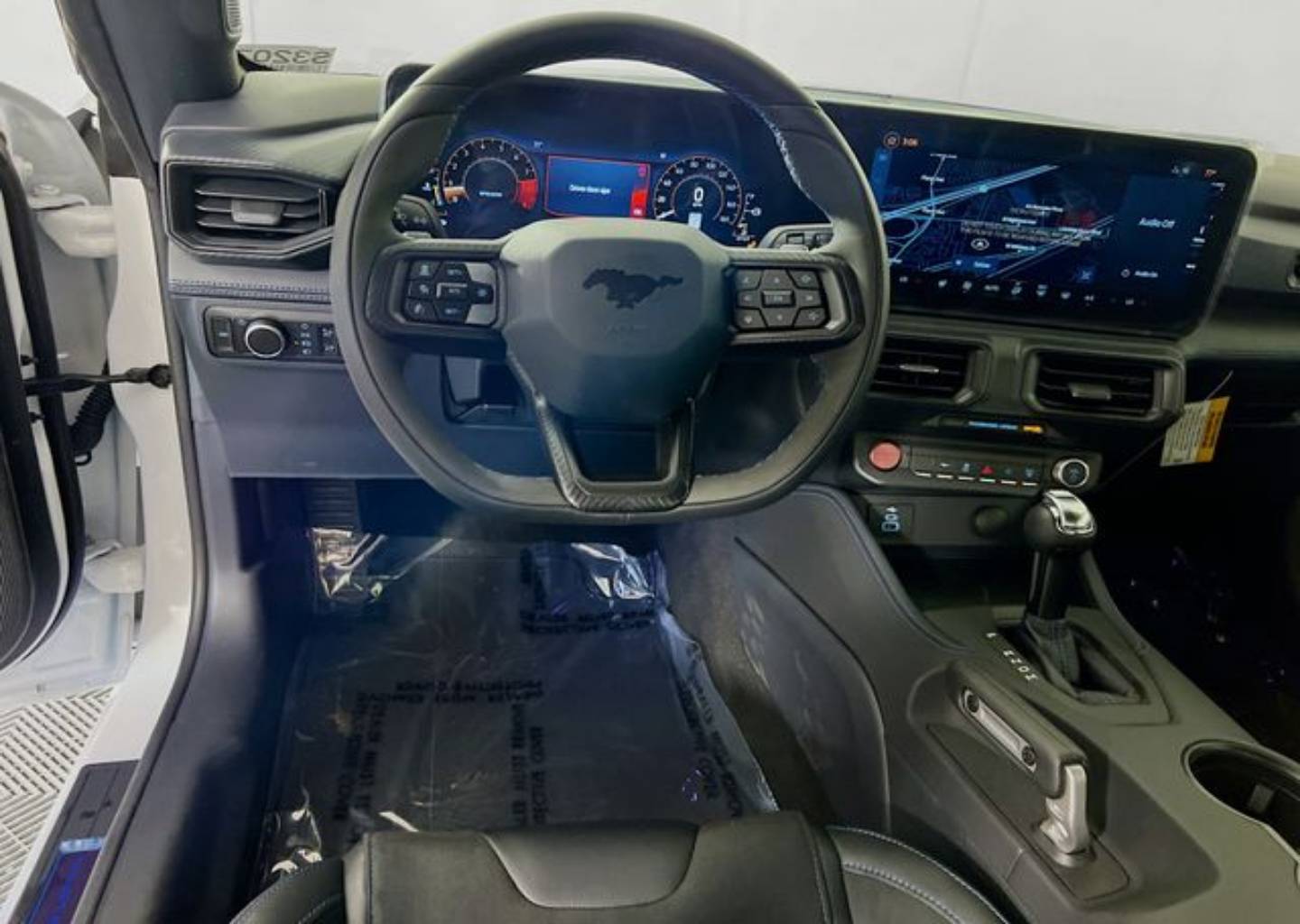 2025 Ford Mustang Dark Horse - Photo 16
