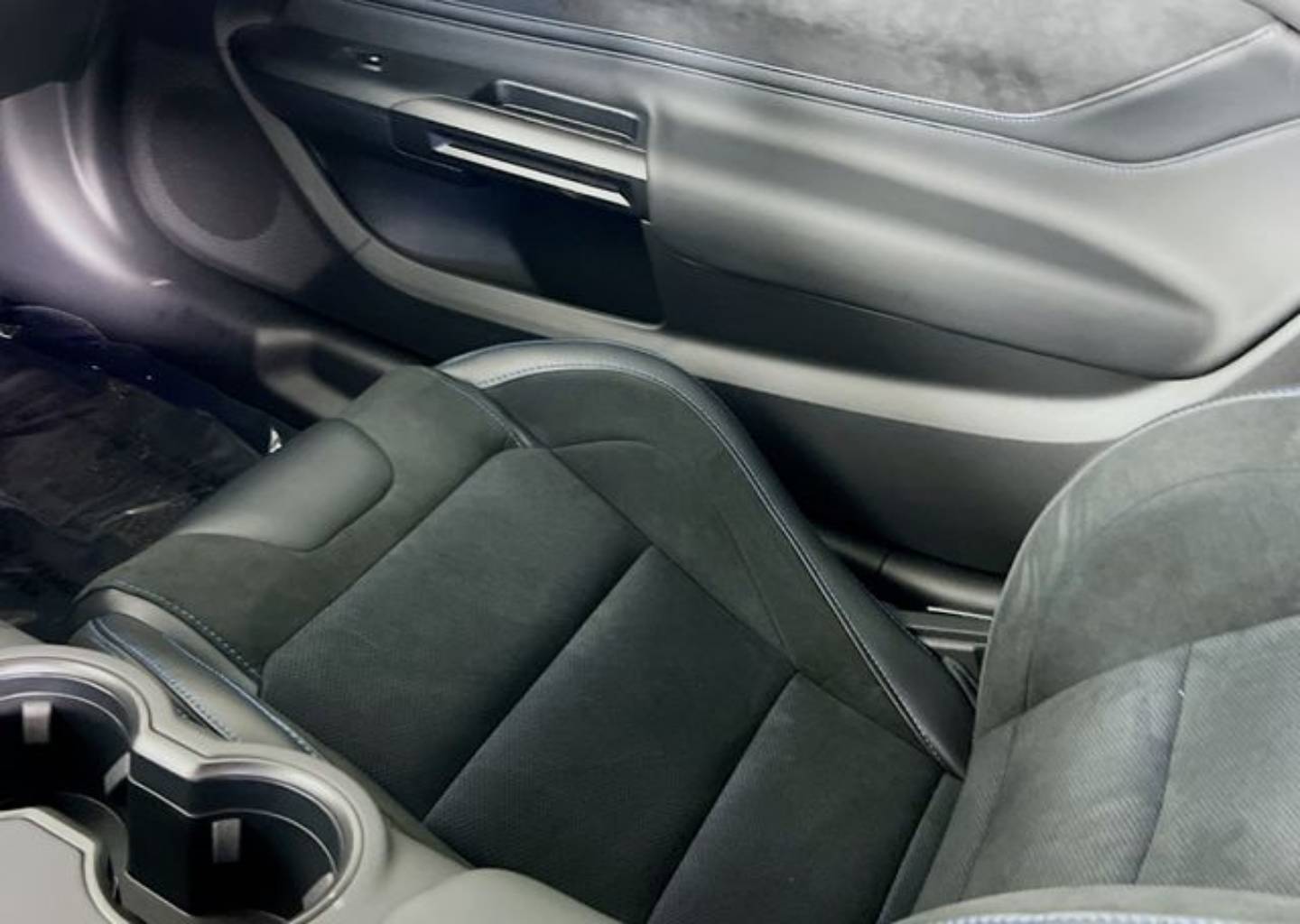 2025 Ford Mustang Dark Horse - Photo 18