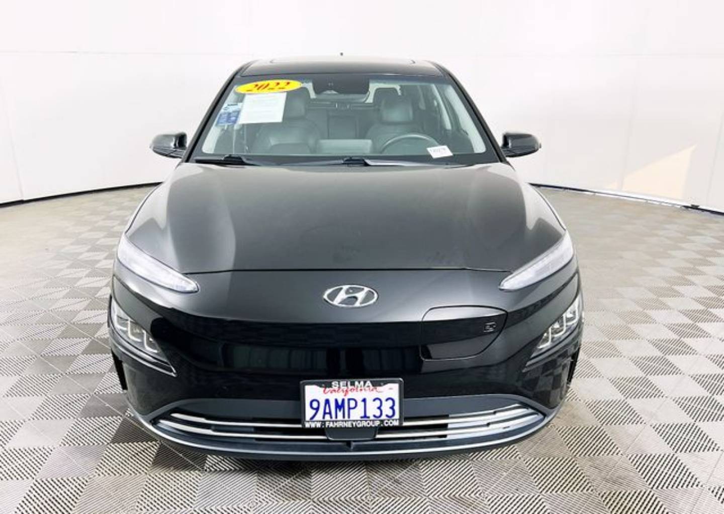 Used 2022 Hyundai Kona EV Limited with VIN KM8K53AGXNU151981 for sale in Selma, CA
