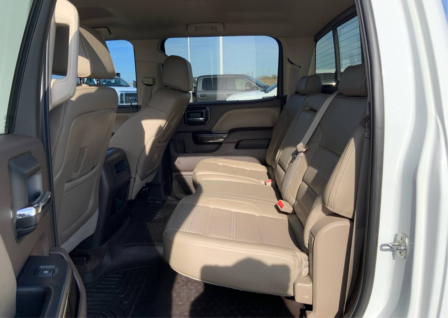 2015 GMC Sierra 3500 Denali HD Denali - Photo 10
