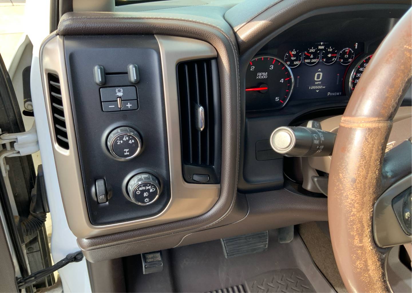 2015 GMC Sierra 3500 Denali HD Denali - Photo 19