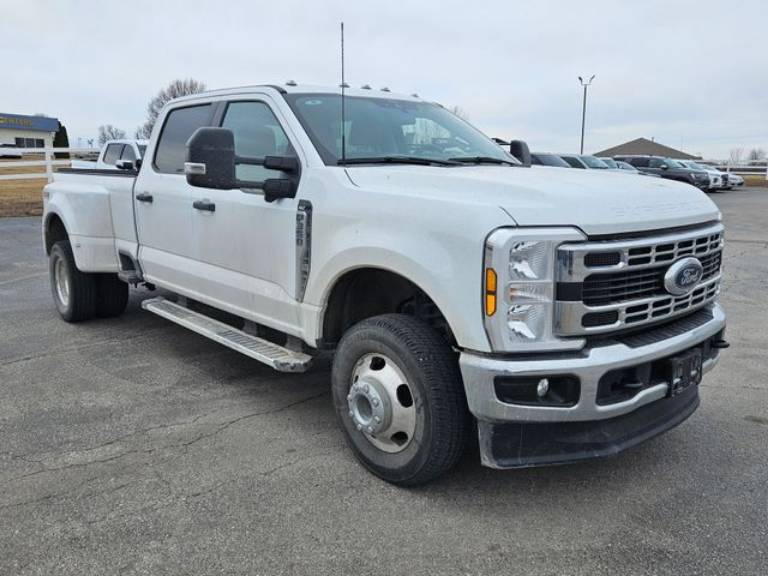 2024 Ford Super Duty F-350 DRW XLT