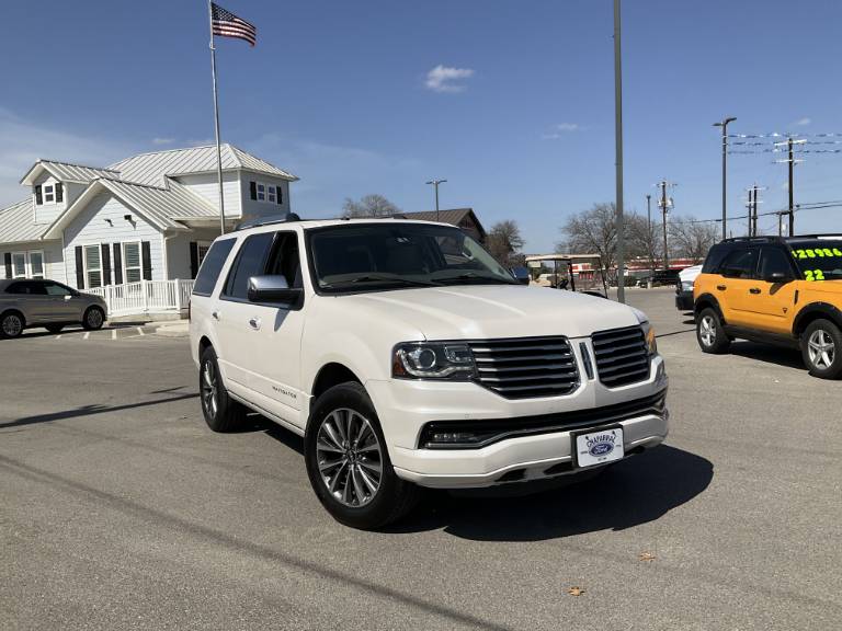 2017 Lincoln Navigator Select