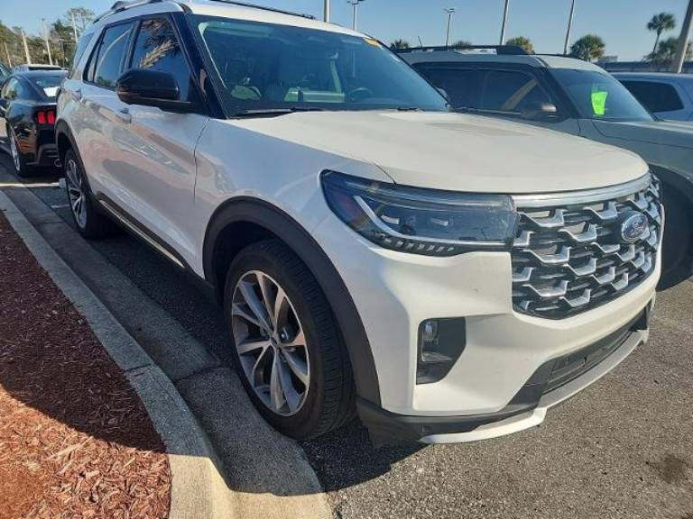 2025 Ford Explorer Platinum