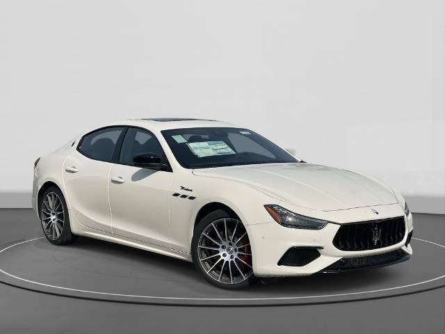 2024 Maserati Ghibli Modena