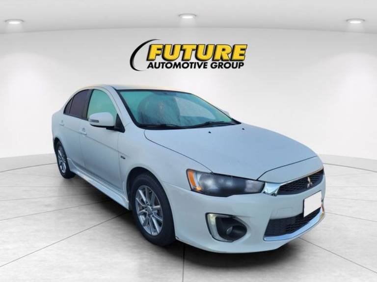 2016 Mitsubishi Lancer ES
