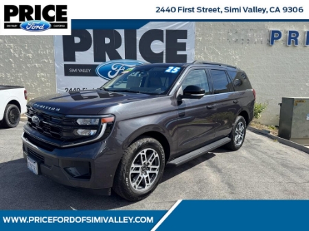 2025 Ford Expedition Active