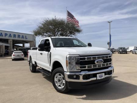 2025 Ford Super Duty F-350 SRW XLT