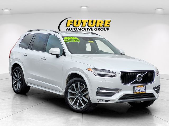 2017 Volvo XC90 T6 Momentum