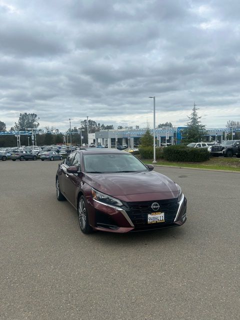 2023 Nissan Altima 2.5 SL
