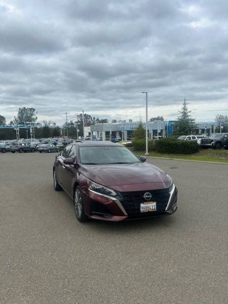 2023 Nissan Altima 2.5 SL