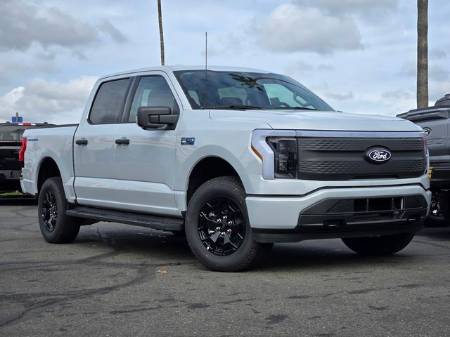 2025 Ford F-150 Lightning XLT