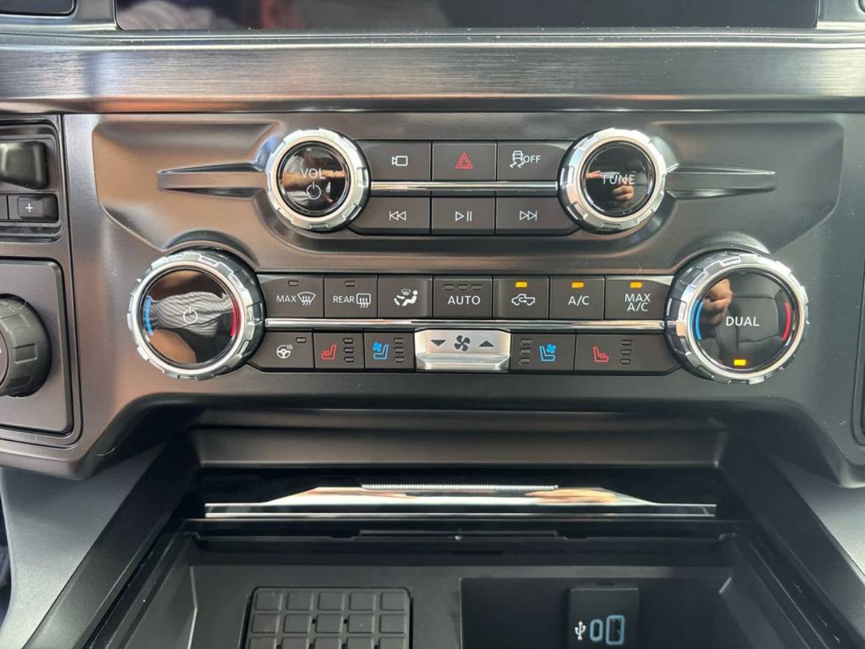 2026 Ford F-350 Super Duty XL - Photo 12