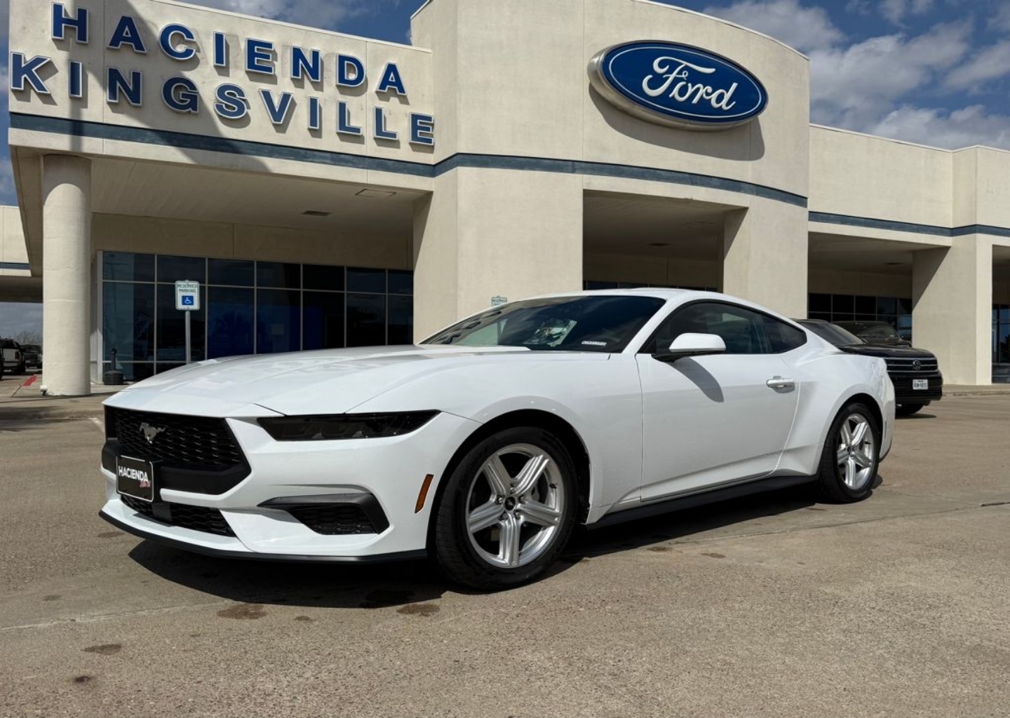 2026 Ford Mustang EcoBoost Fastback's photo