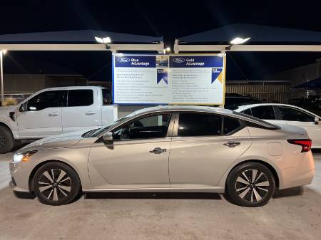 2021 Nissan Altima 2.5 SV