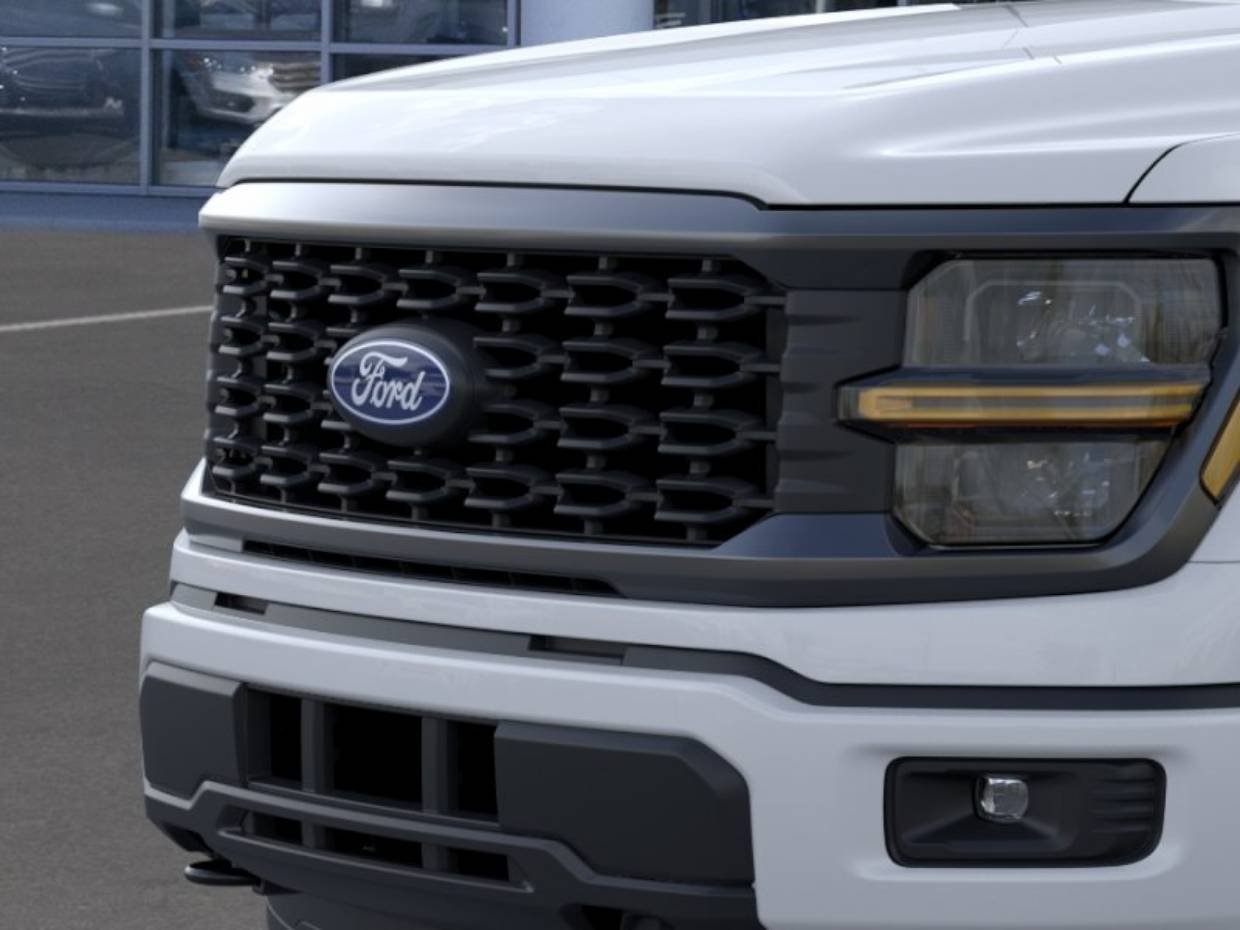 2025 Ford F-150 STX - Photo 17