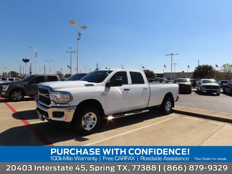2023 RAM 2500 Tradesman 4X4 Crew Cab 8' Box