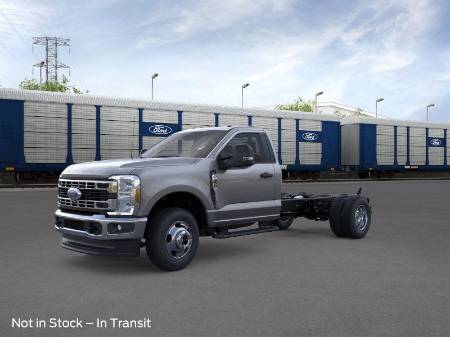 2026 Ford Super Duty F-350 DRW XL