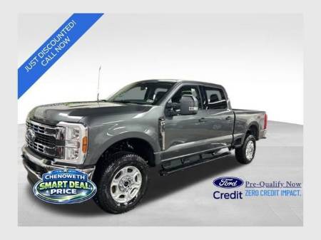 2026 Ford Super Duty F-350 SRW XLT