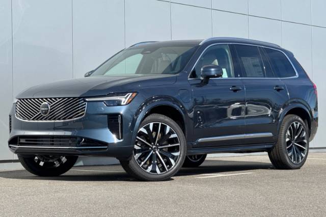 2026 Volvo XC90 Plug-In Hybrid T8 Ultra