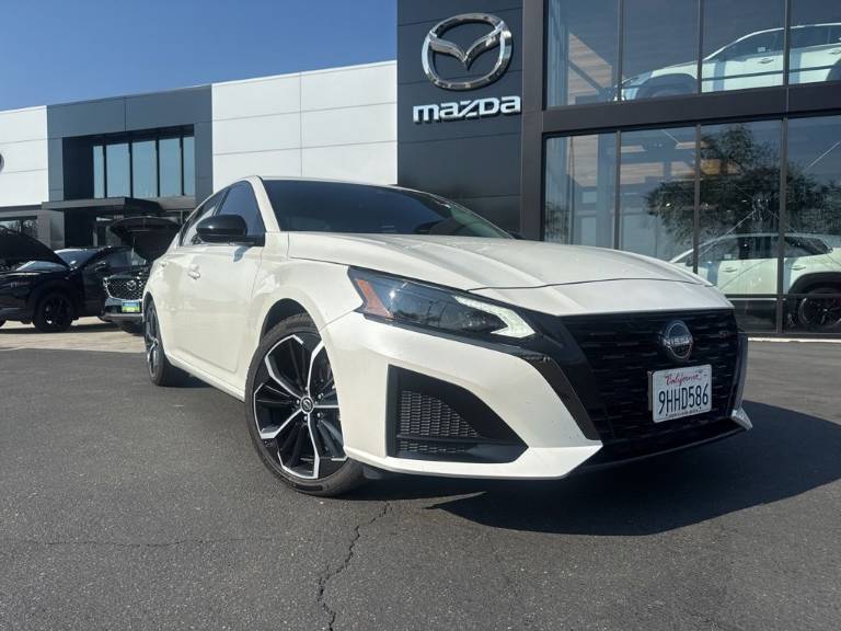 2023 Nissan Altima 2.5 SR