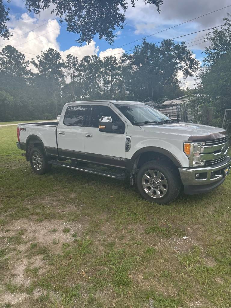 2017 Ford F-250SD LARIAT