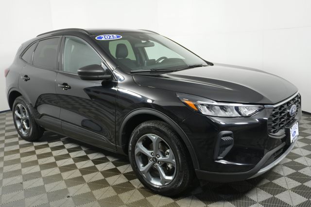 Certified 2025 Ford Escape ST-Line with VIN 1FMCU9MN2SUB18926 for sale in Kansas City