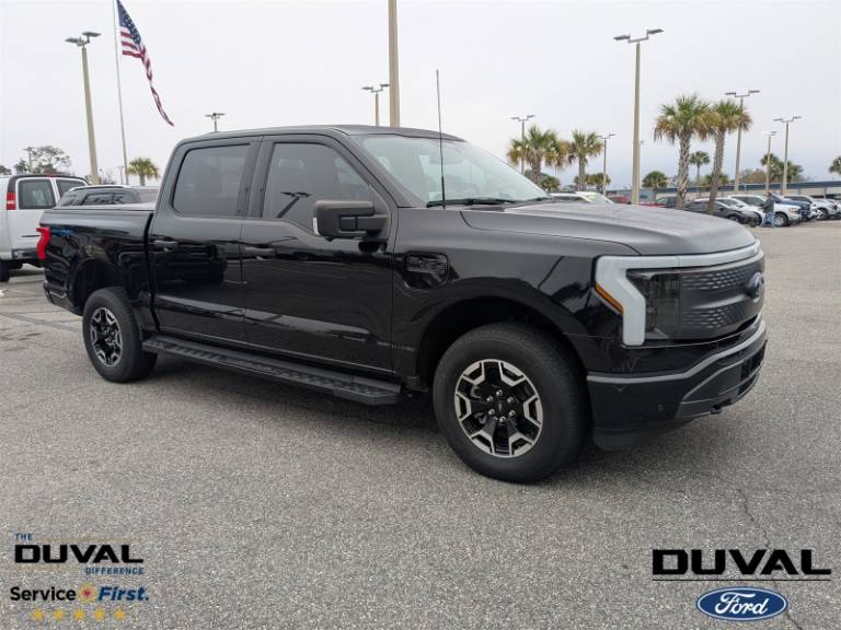 2023 Ford F-150 Lightning XLT